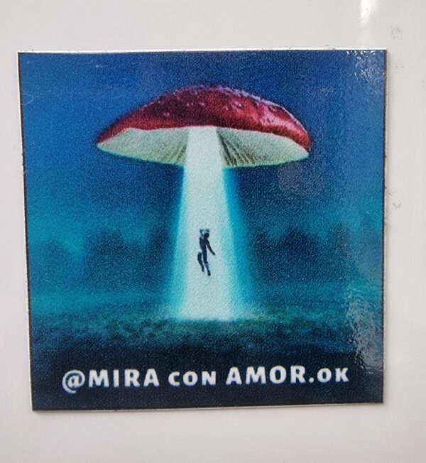 Imán Mira con Amor Abducción - Image 2