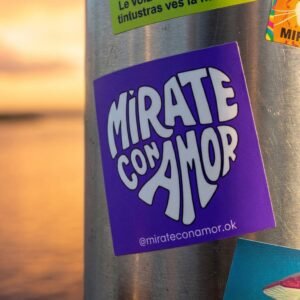 Sticker Vinílico Mirate con Amor